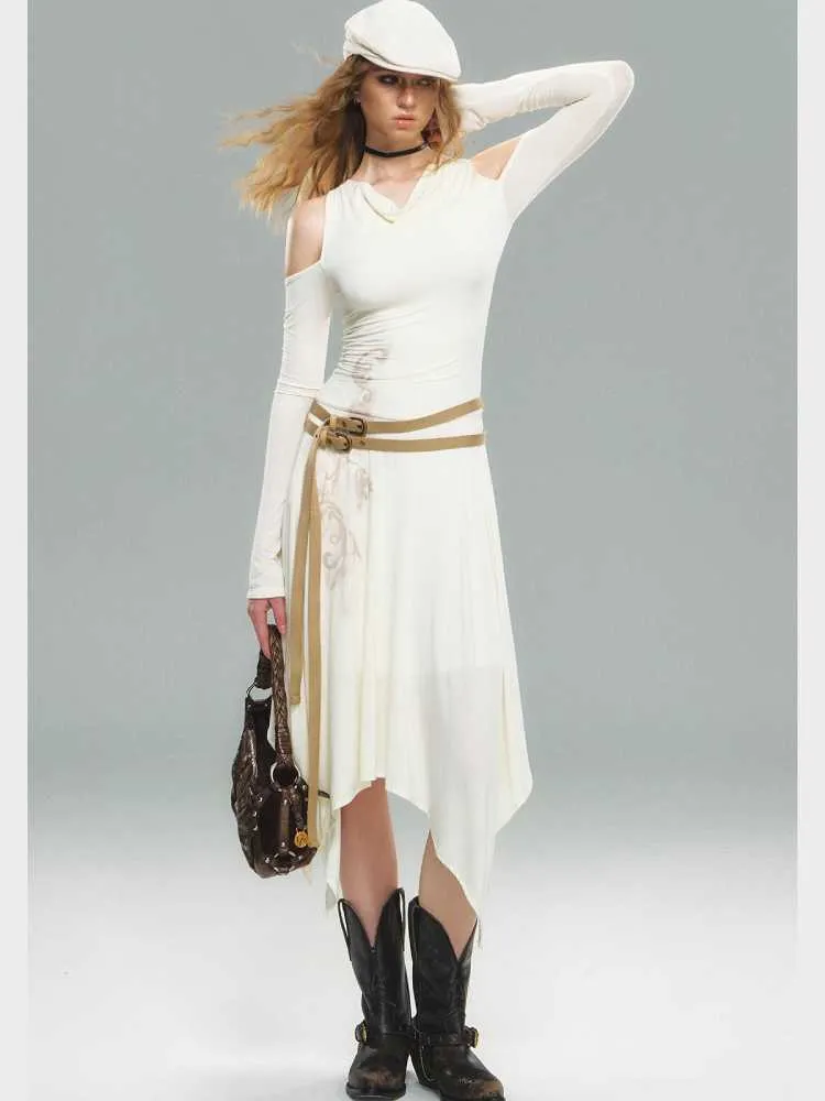 Beige knit dress【s0000010590】