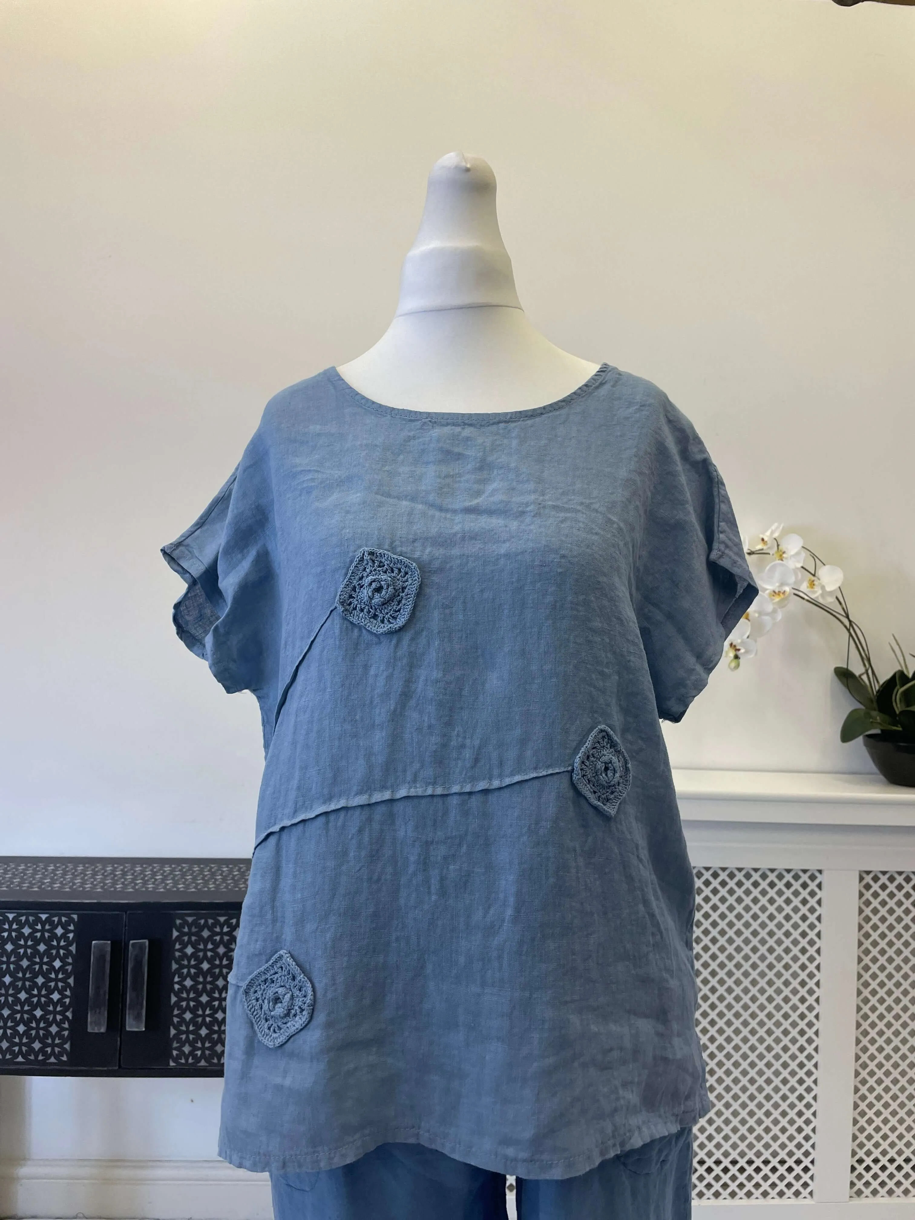 Crochet Flower Linen T-Shirt