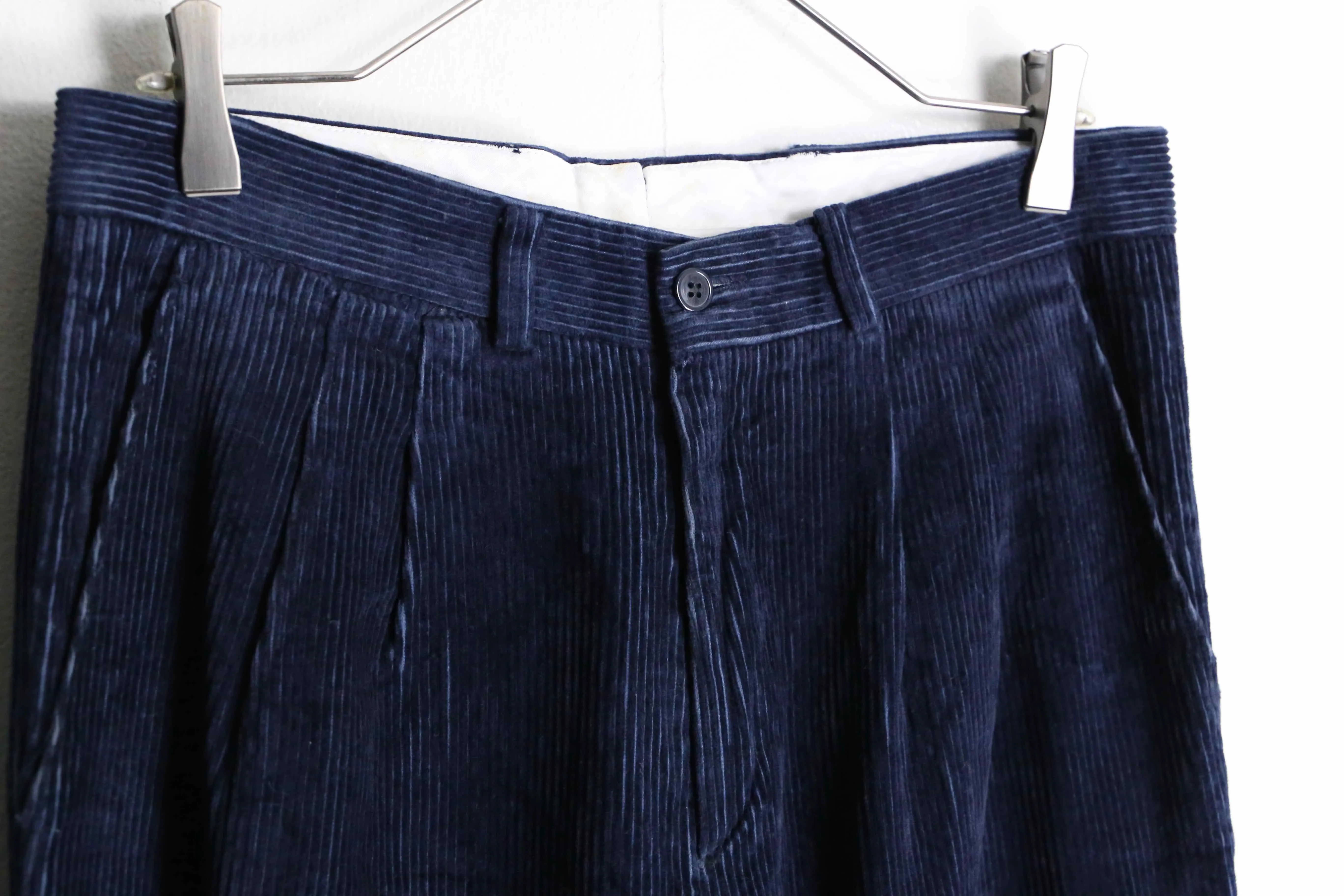 dark blue color corduroy tapered pants