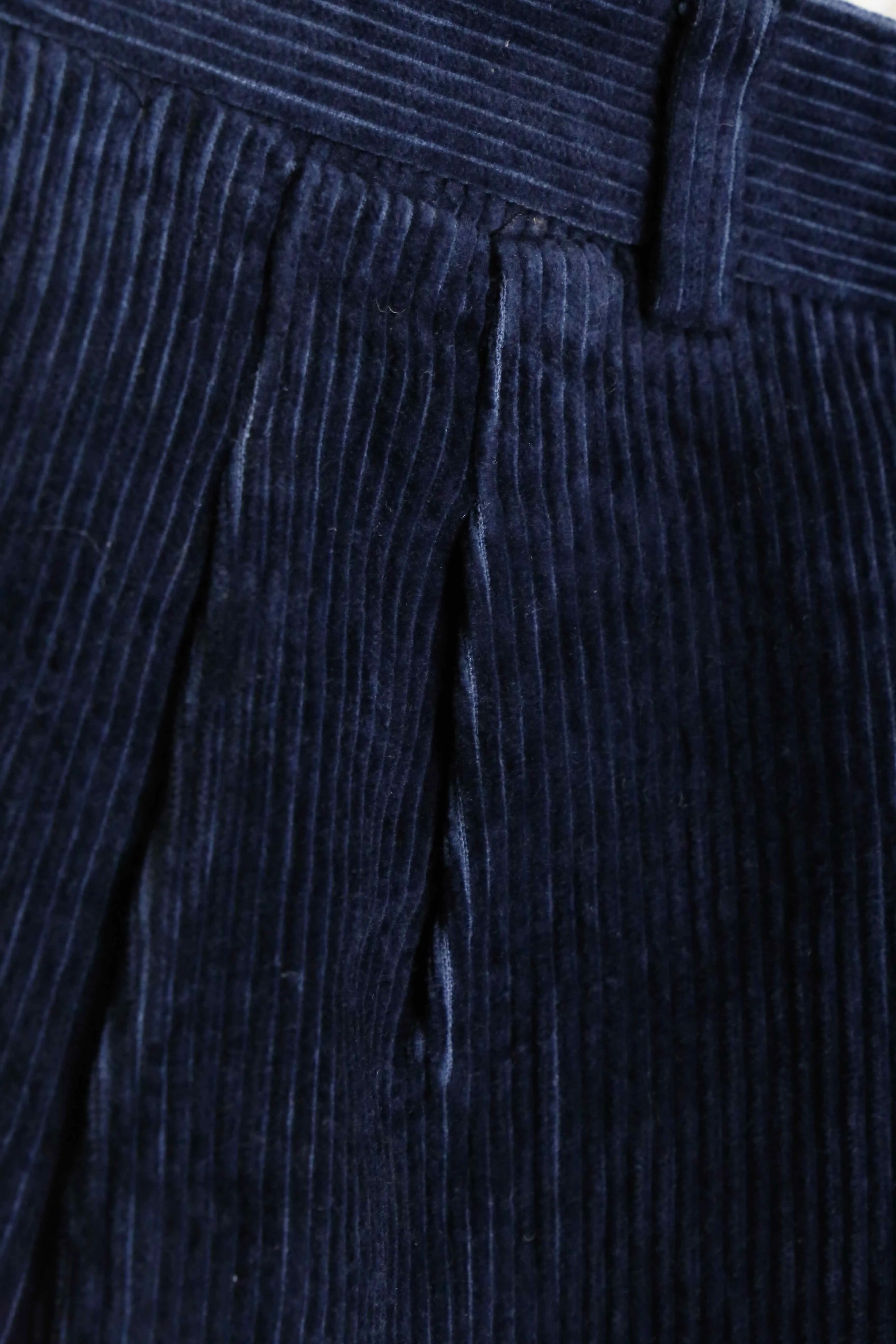 dark blue color corduroy tapered pants
