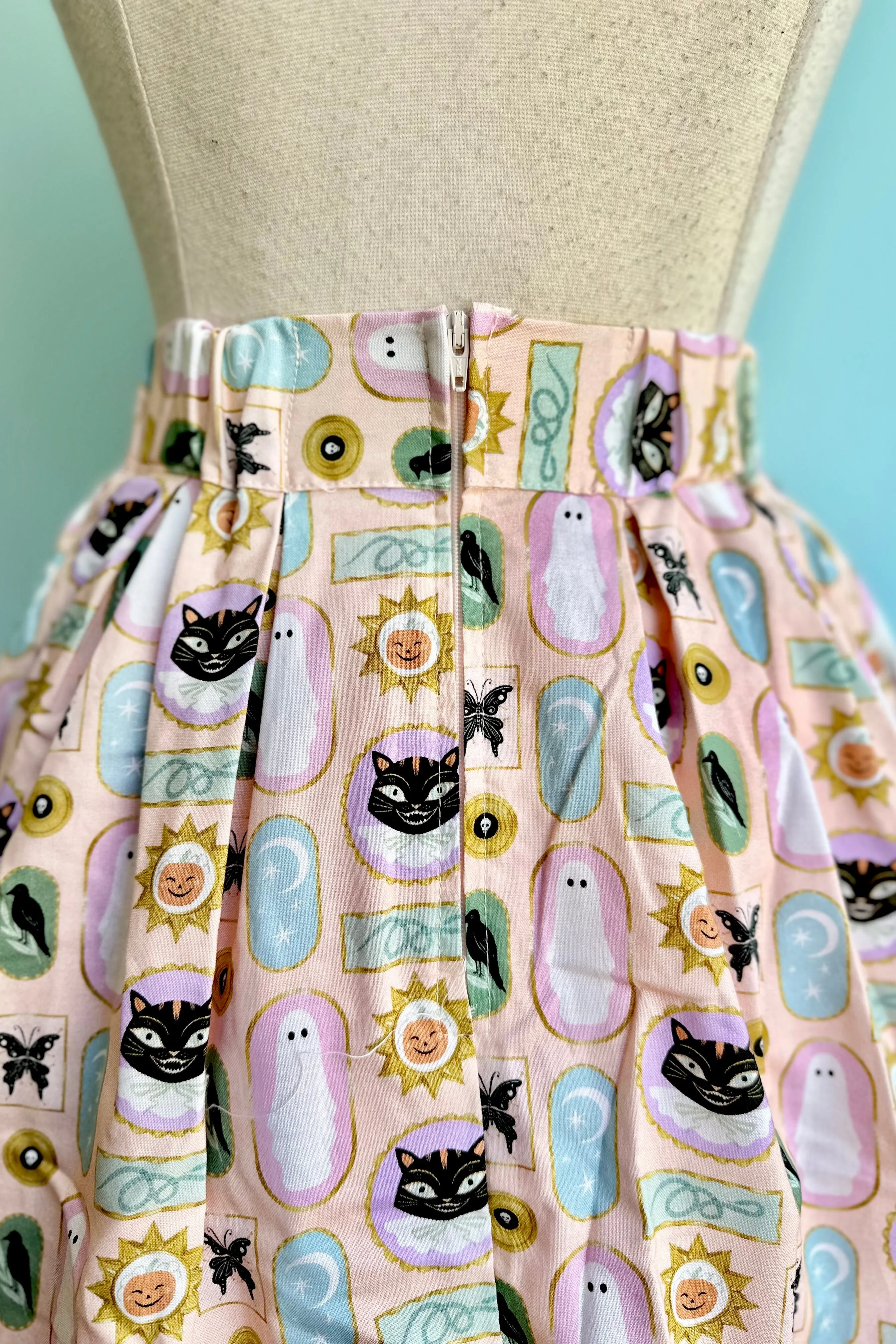 Framed Halloween Doris Skirt in Blush by Retrolicious