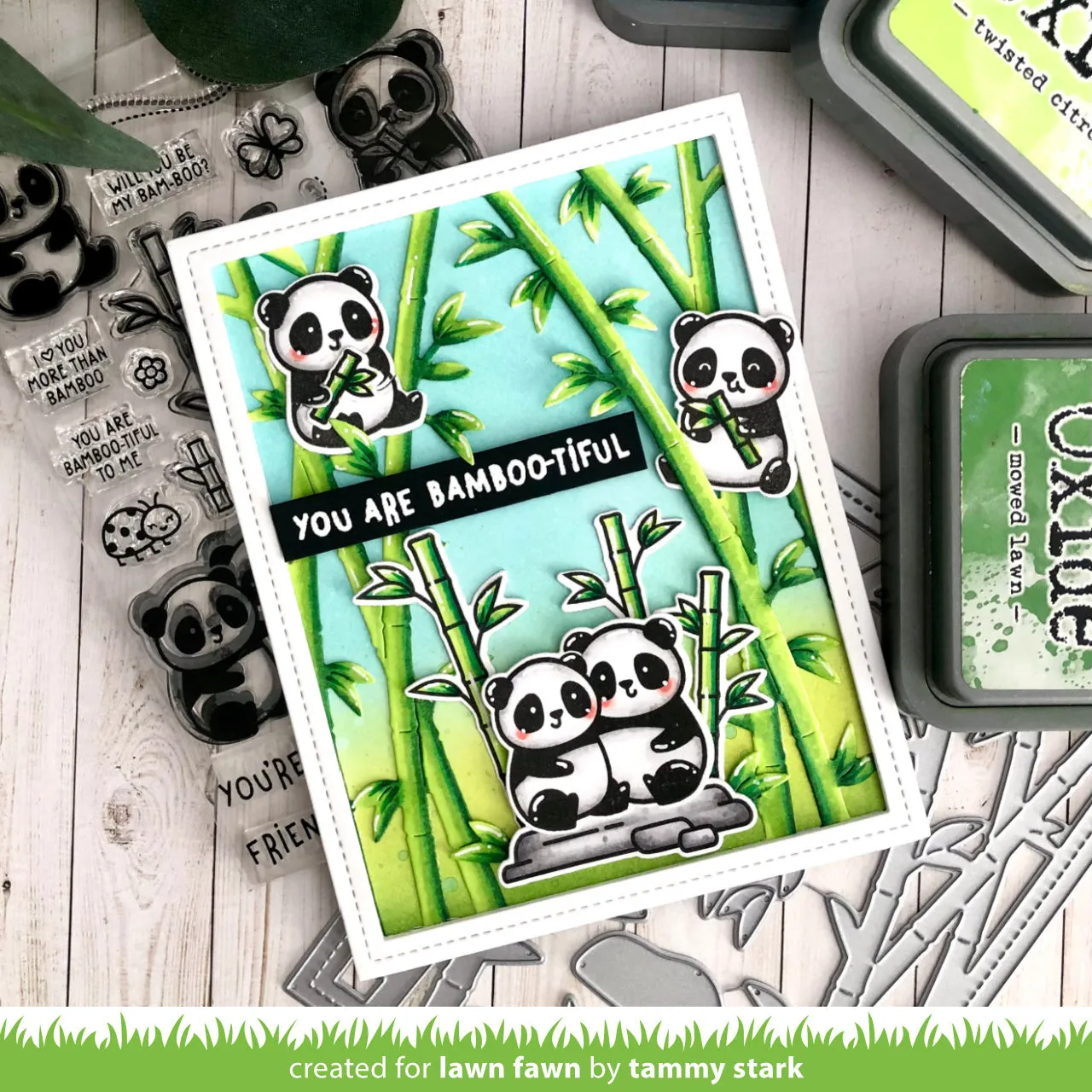 LAWN FAWN: Backdrop | Bamboo Forest | Portrait | Lawn Cuts Die