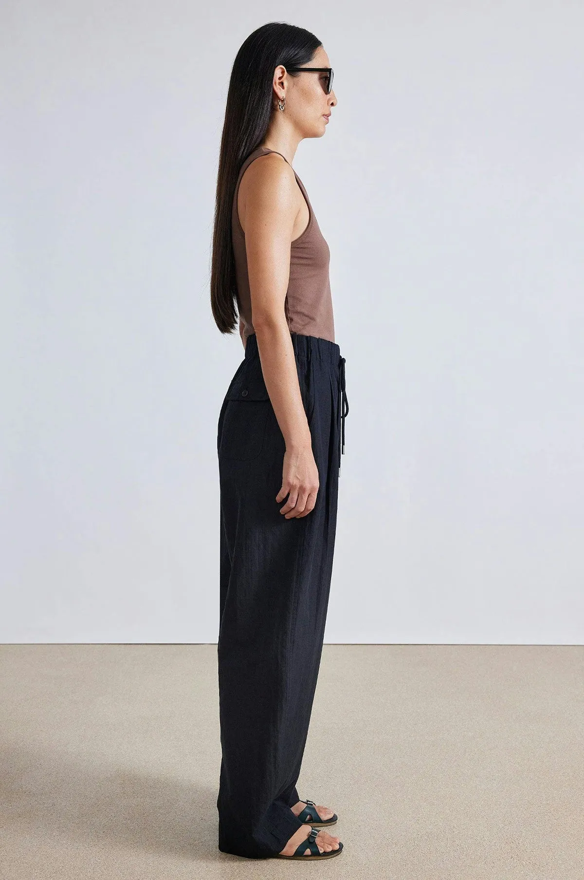 Manu Drawstring Pant Black